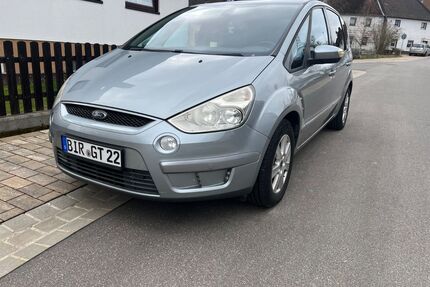 Ford S-Max Gebrauchtwagen