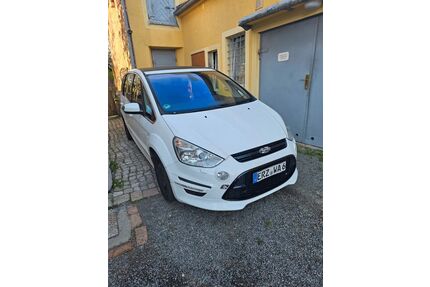 Ford S-Max Gebrauchtwagen