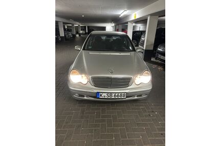 Mercedes-Benz C 180 Gebrauchtwagen