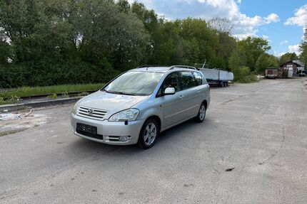 Toyota Avensis Verso Gebrauchtwagen