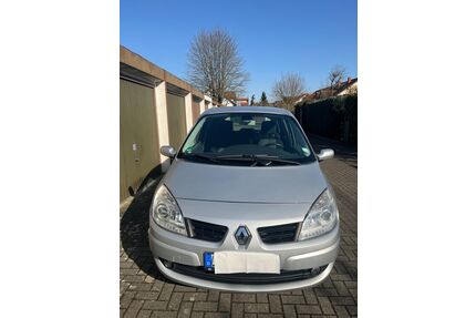Renault Grand Scenic Gebrauchtwagen