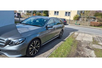 Mercedes-Benz E 220 Gebrauchtwagen
