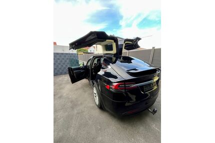 Tesla Model X Gebrauchtwagen