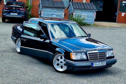 Mercedes-Benz 220 Gebrauchtwagen