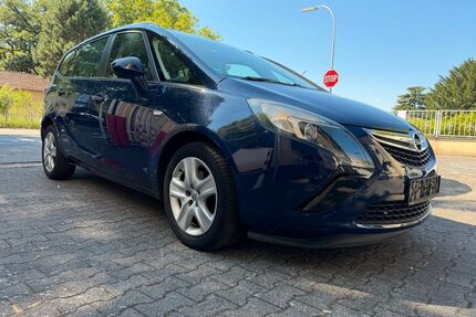 Opel Zafira Tourer Gebrauchtwagen
