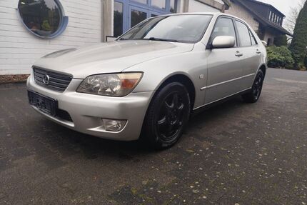 Lexus IS 200 Gebrauchtwagen