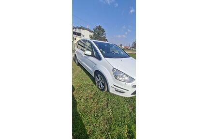 Ford S-Max Gebrauchtwagen
