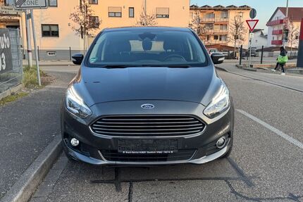 Ford S-Max Gebrauchtwagen