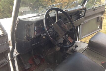 Land Rover Defender Gebrauchtwagen