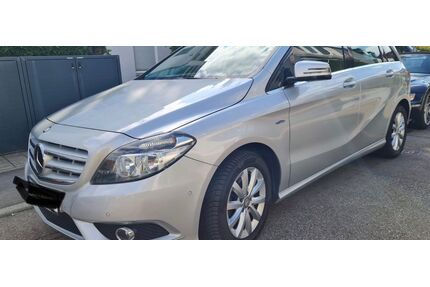 Mercedes-Benz B 180 Gebrauchtwagen