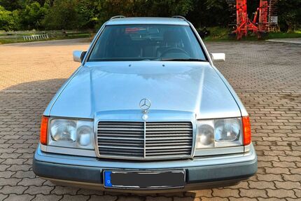 Mercedes-Benz 220 Gebrauchtwagen
