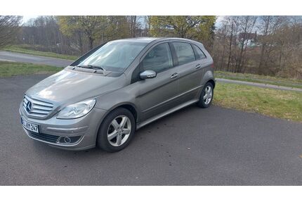Mercedes-Benz B 200 Gebrauchtwagen