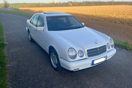 Mercedes-Benz E 290 Gebrauchtwagen