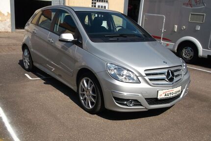 Mercedes-Benz B 180 Gebrauchtwagen