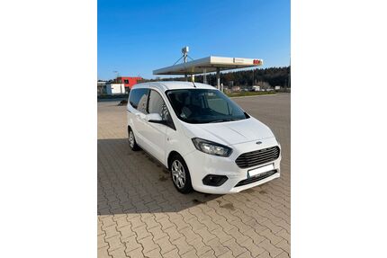 Ford Tourneo Courier Gebrauchtwagen