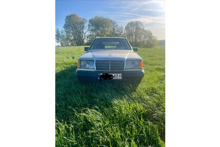 Mercedes-Benz E 230 Gebrauchtwagen
