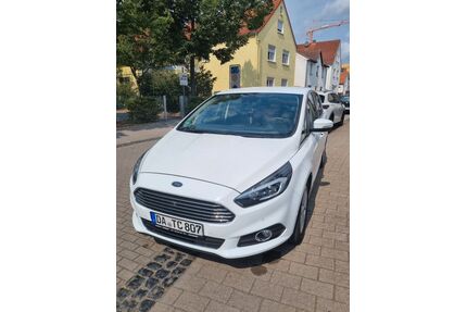 Ford S-Max Gebrauchtwagen