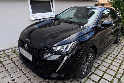 Peugeot e-208 Gebrauchtwagen