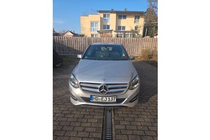 Mercedes-Benz B 180 Gebrauchtwagen