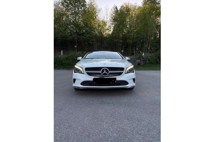 Mercedes-Benz CLA 200 Gebrauchtwagen