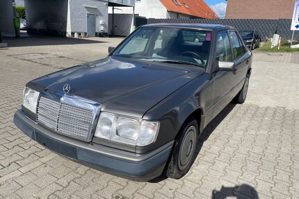 Mercedes-Benz E 230 Gebrauchtwagen
