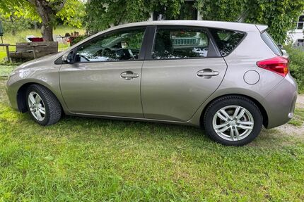 Toyota Auris Gebrauchtwagen