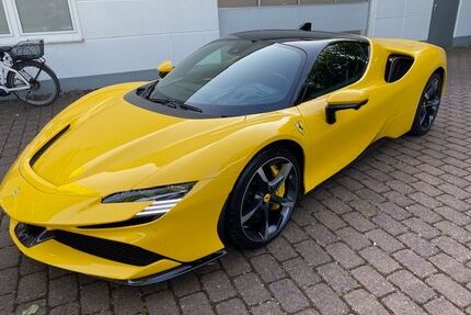 Ferrari SF90 Gebrauchtwagen