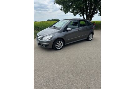Mercedes-Benz B 200 Gebrauchtwagen