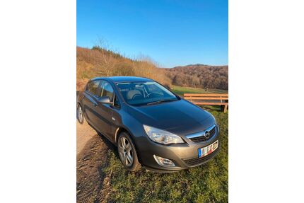 Opel Astra Gebrauchtwagen