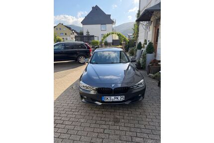 Audi 330 