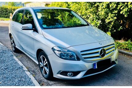 Mercedes-Benz B 180 Gebrauchtwagen
