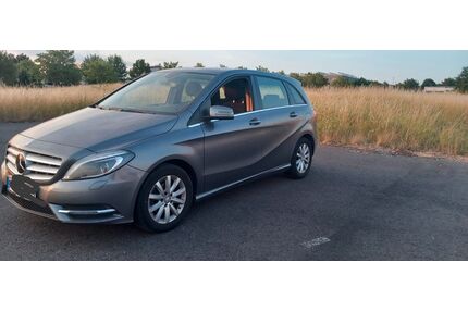 Mercedes-Benz B 180 Gebrauchtwagen
