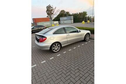 Mercedes-Benz 320 Gebrauchtwagen