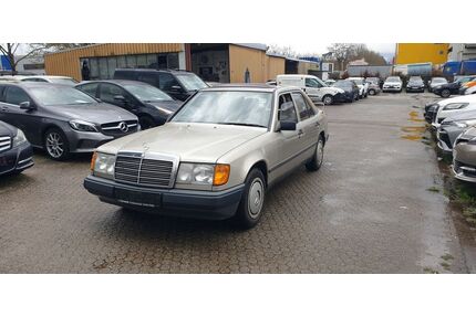 Mercedes-Benz E 230 Gebrauchtwagen
