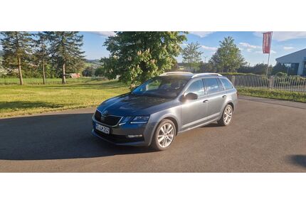 Cupra Octavia 