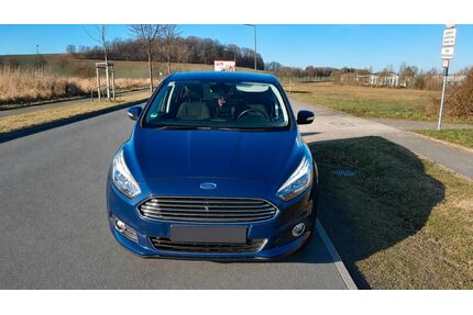 Ford S-Max Gebrauchtwagen