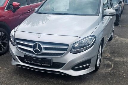 Mercedes-Benz B 180 Gebrauchtwagen