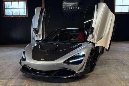 McLaren 720S 
