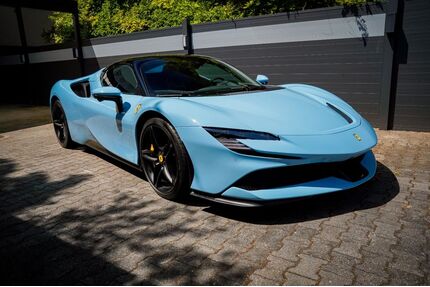 Ferrari SF90 Gebrauchtwagen
