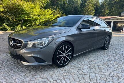 Mercedes-Benz CLA 220 Shooting Brake Gebrauchtwagen