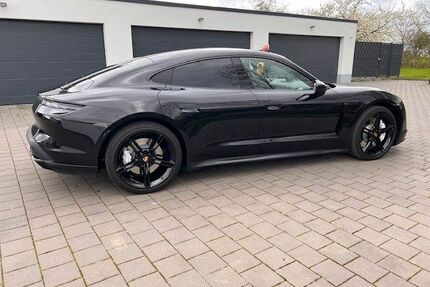 Porsche Taycan Gebrauchtwagen
