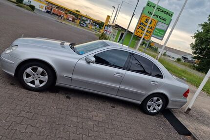 Mercedes-Benz 240 Gebrauchtwagen