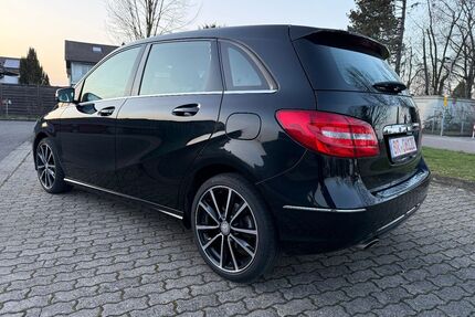 Mercedes-Benz B 180 Gebrauchtwagen