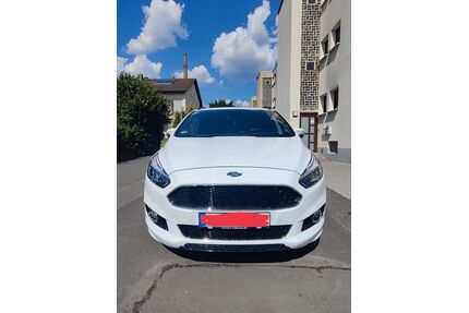 Ford S-Max Gebrauchtwagen