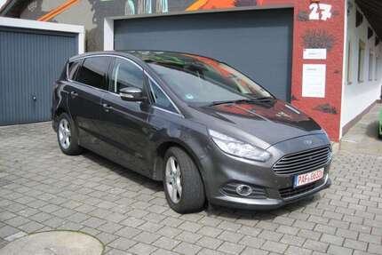 Ford S-Max Gebrauchtwagen