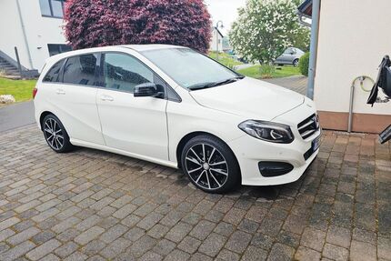 Mercedes-Benz B 180 Gebrauchtwagen