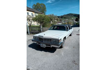Cadillac Fleetwood Gebrauchtwagen
