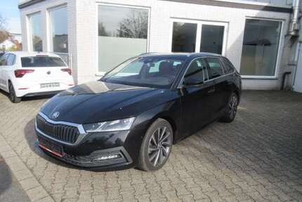 Skoda Octavia Style 2.0 TDI DSG NAVI AHK HEAD UP KEYLESS Gebrauchtwagen