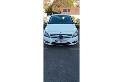 Mercedes-Benz B 180 Gebrauchtwagen