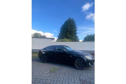 Lexus IS 220 Gebrauchtwagen